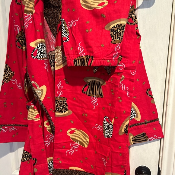 Never worn pajama set, robe-one size fits most, bottom S. Flannel coffee design - Picture 6 of 9